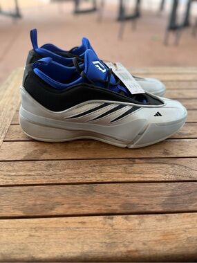 Adidas Dame 9